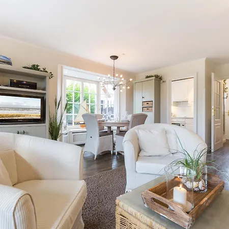 Christopher App 6 Stroenhues * Wenningstedt-Braderup