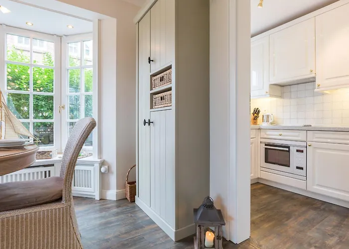 Christopher App 6 Stroenhues *